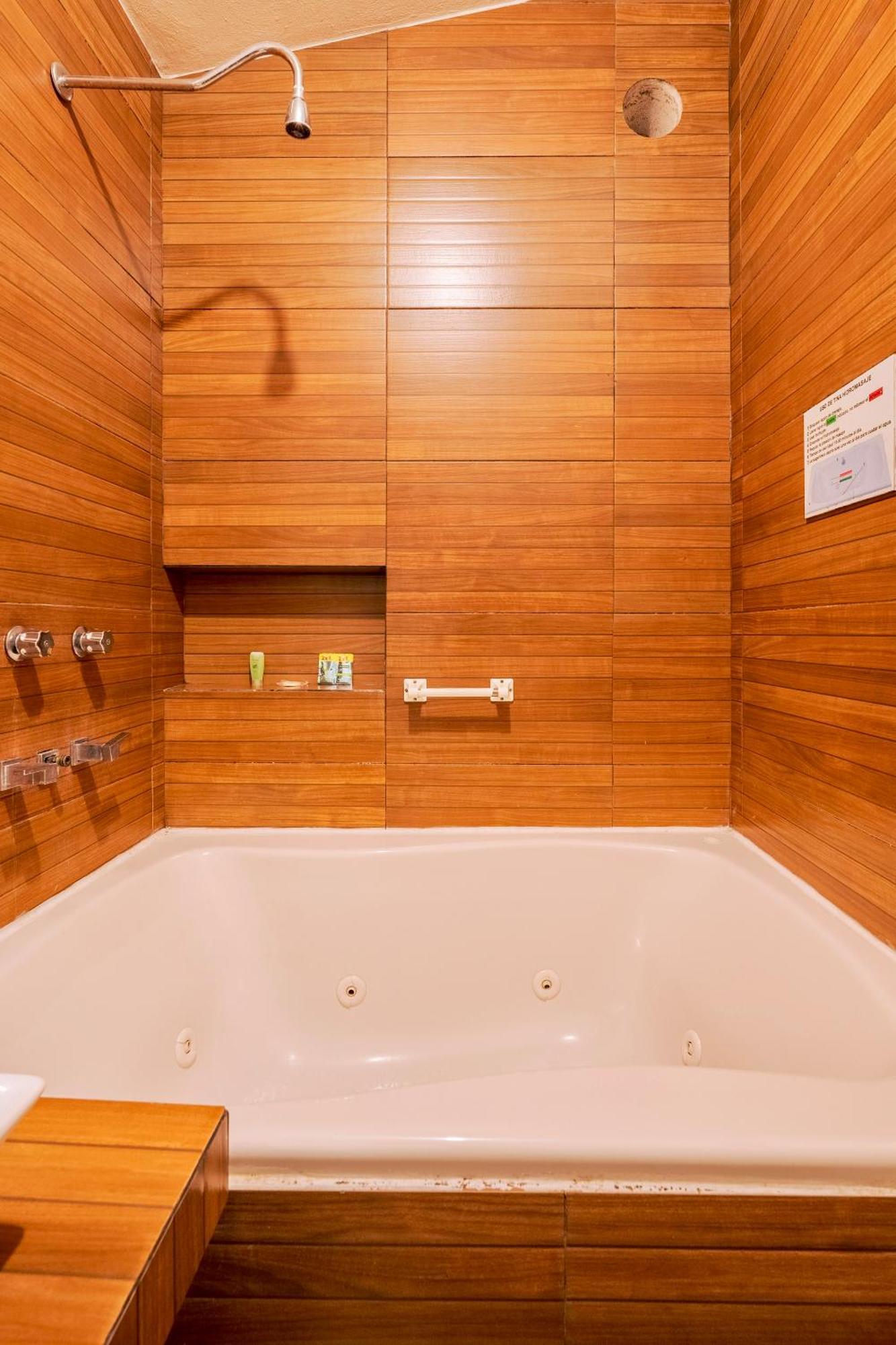 Loft Arte Y Diseno Alberca Climatizada, Amenidades Y Lujo, Terraza Privada Con Asador De Carbon, Cuernavaca Somos Los Unicos Que Te Ofrecemos Para Tu Uso Personal Y Exclusivo 2 Jacuzzis Con Agua Caliente Y Sistema De Hidromasaje Tipo Spa Εξωτερικό φωτογραφία