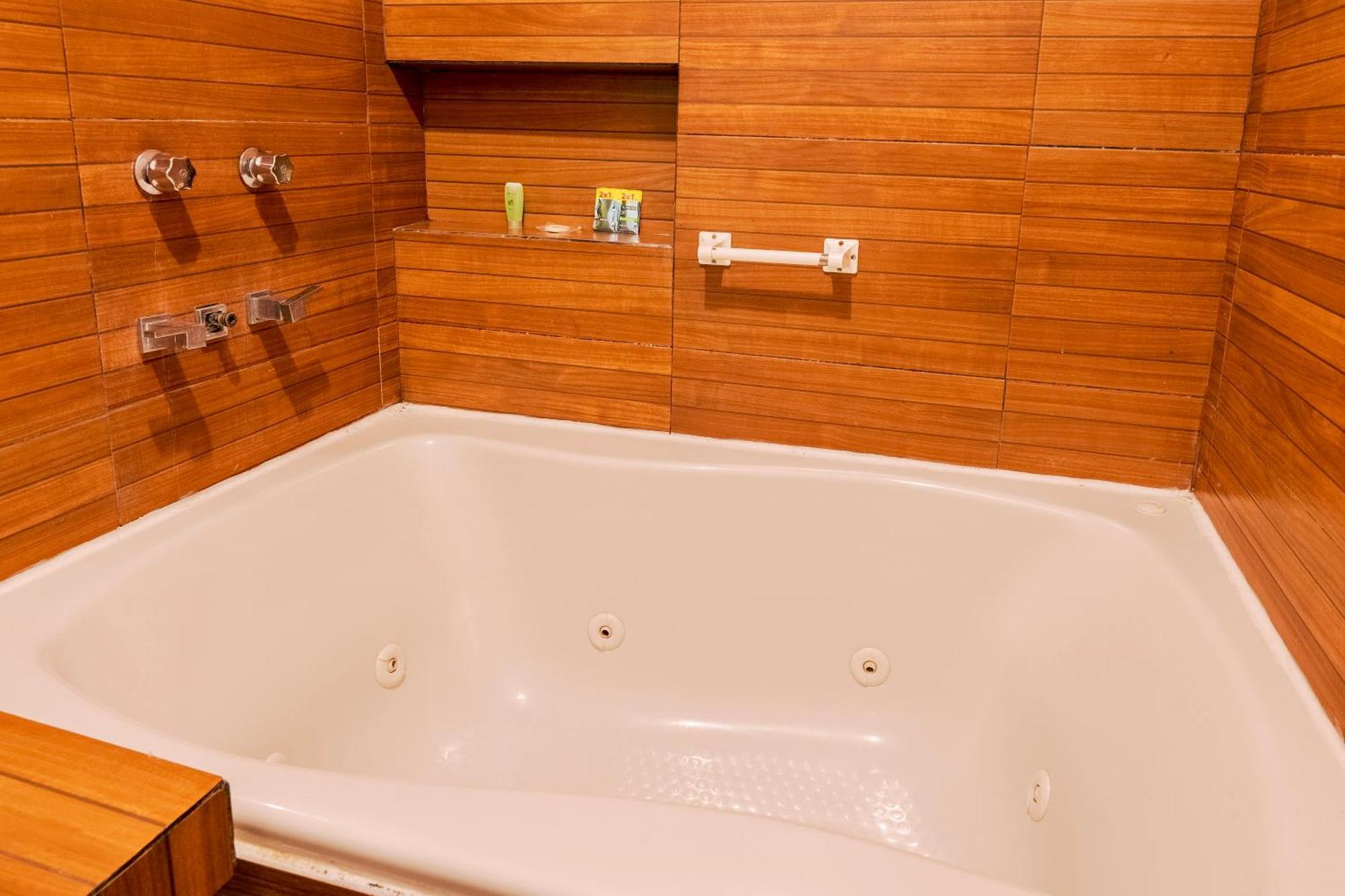 Loft Arte Y Diseno Alberca Climatizada, Amenidades Y Lujo, Terraza Privada Con Asador De Carbon, Cuernavaca Somos Los Unicos Que Te Ofrecemos Para Tu Uso Personal Y Exclusivo 2 Jacuzzis Con Agua Caliente Y Sistema De Hidromasaje Tipo Spa Εξωτερικό φωτογραφία